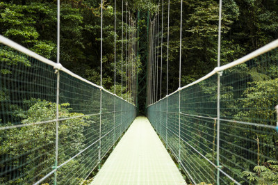 10 RAZONES PARA VIAJAR A COSTA RICA